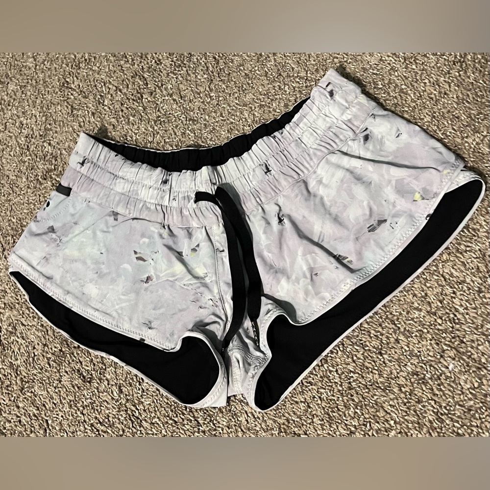 Lululemon reversible running shorts EUC